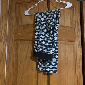 Gently used black and white leggings